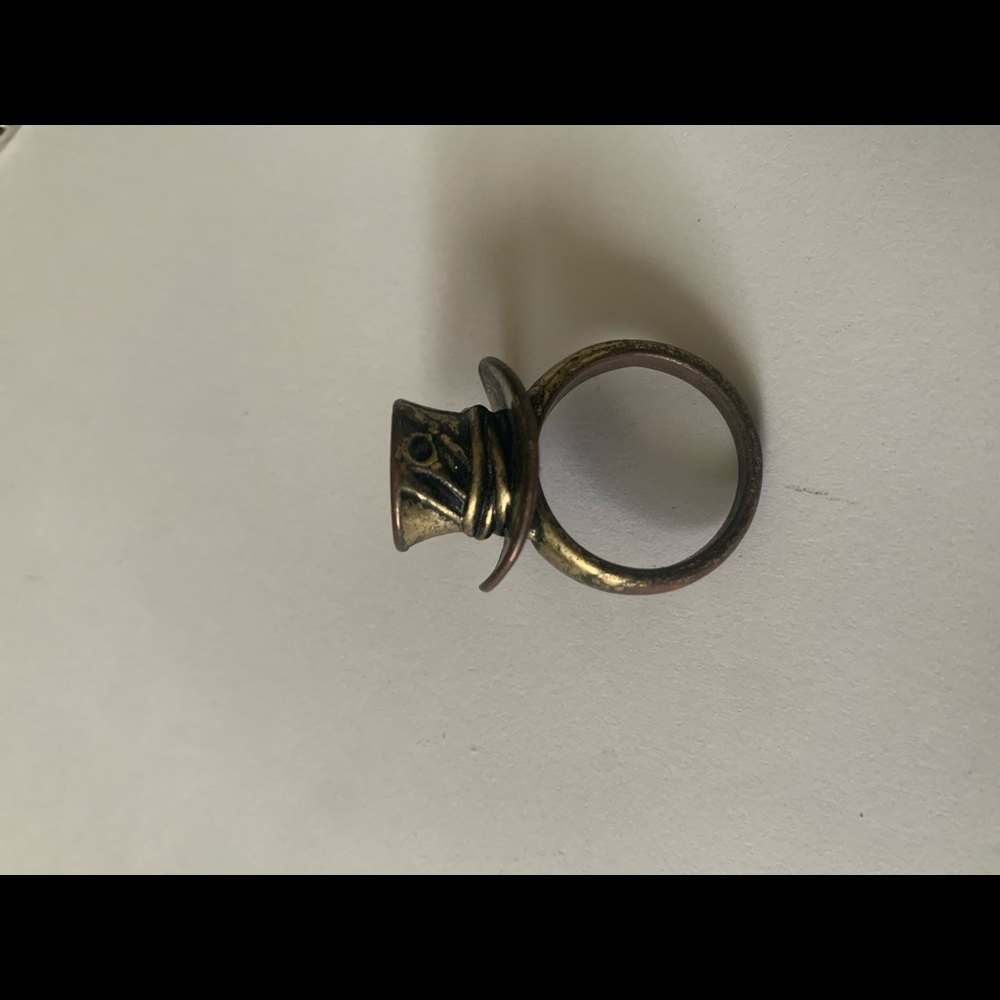 Mad hatter ring
